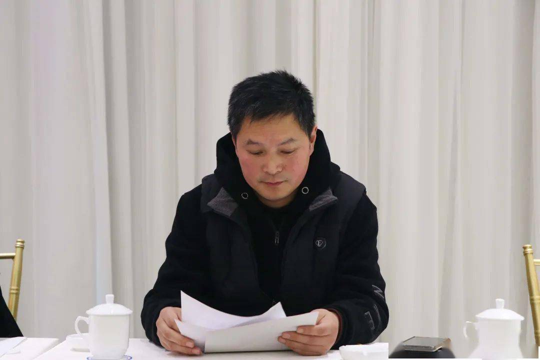 庐江县旅游协会秘书长周健发言会上,庐江县旅游协会秘书长周健对协会