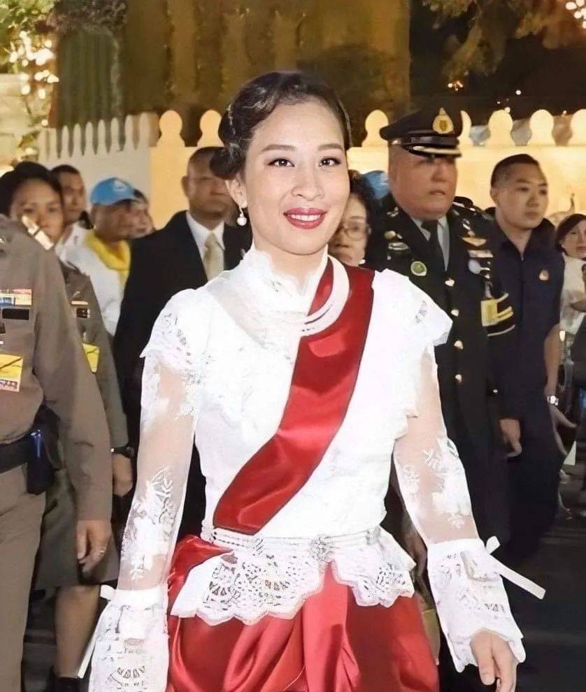 泰国版甄嬛传又更新了因不雅视频被贬的王妃将复宠诗妮娜或联手王后