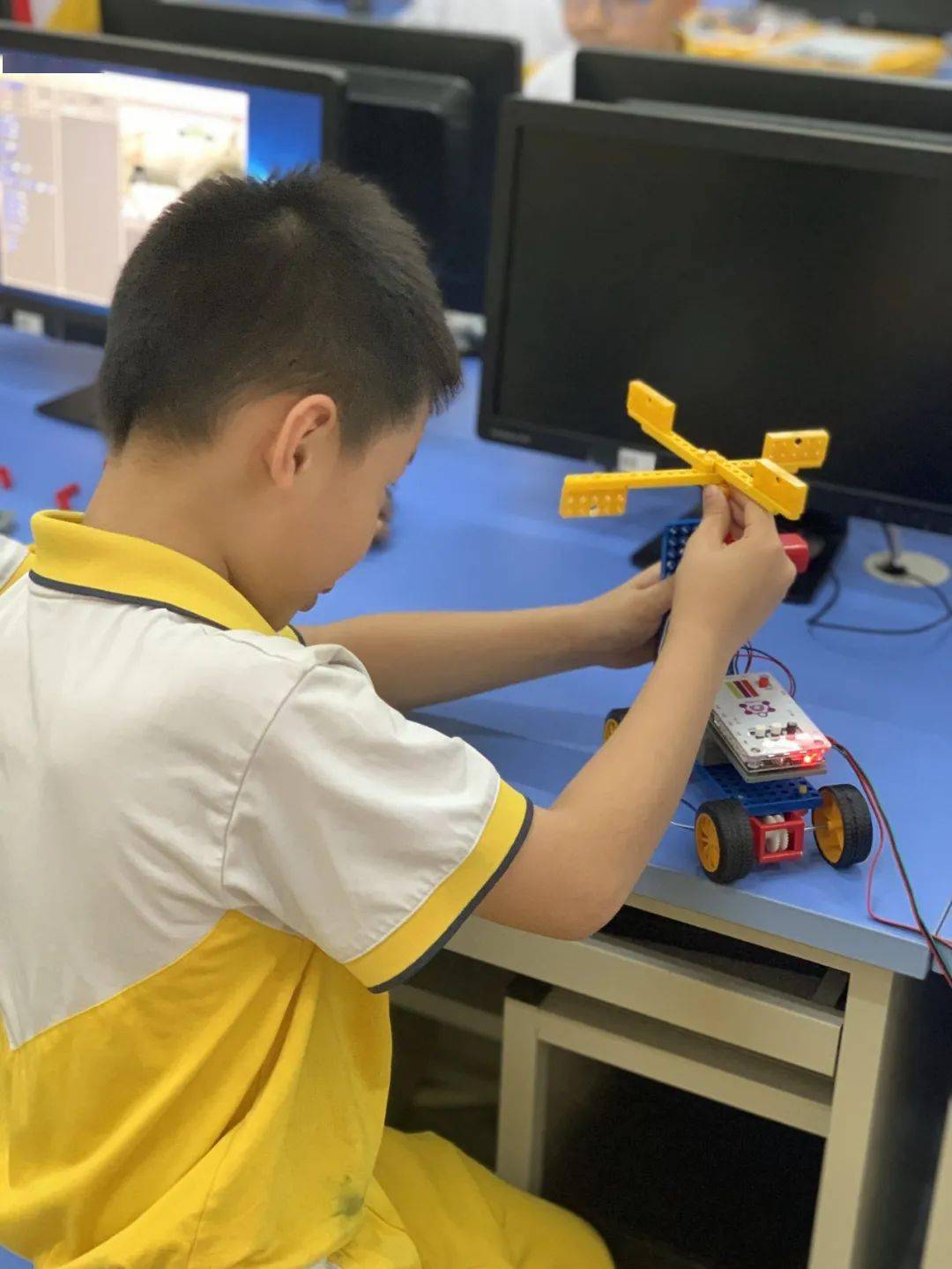 好样的!我校"小小科学家"再传喜报