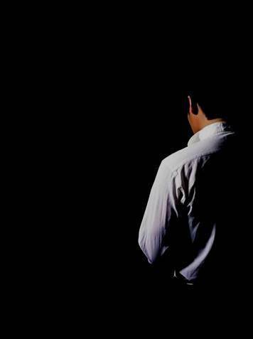 朗诵:活着_沉默