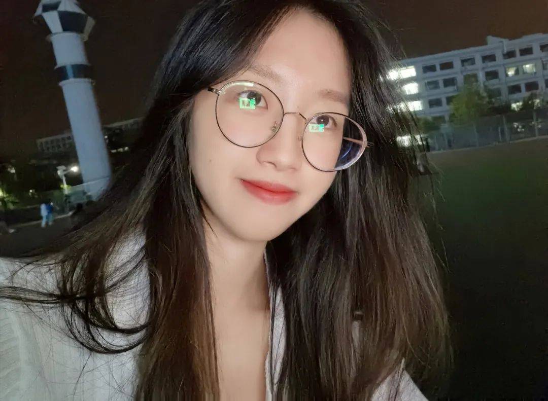 优秀学员2020年人民政府奖学金获得者张思雨