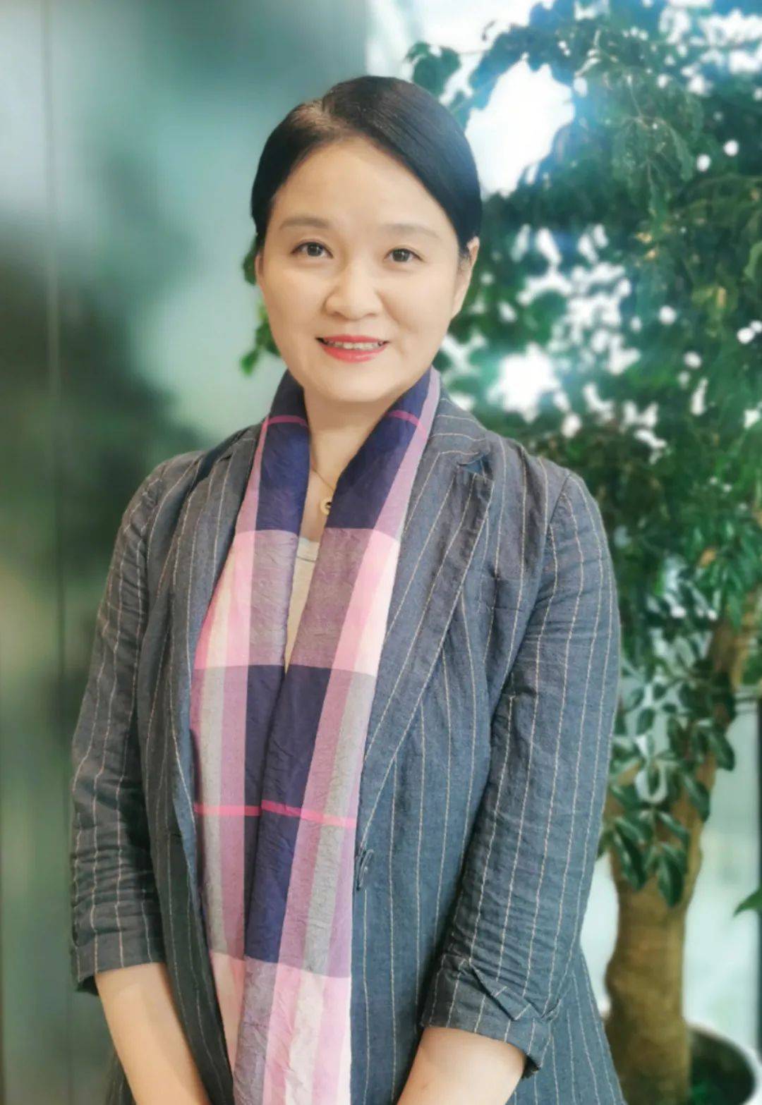 ▍沈 玲 苏州广播电视总台党委书记,台长,苏州广电传媒集团董事长与