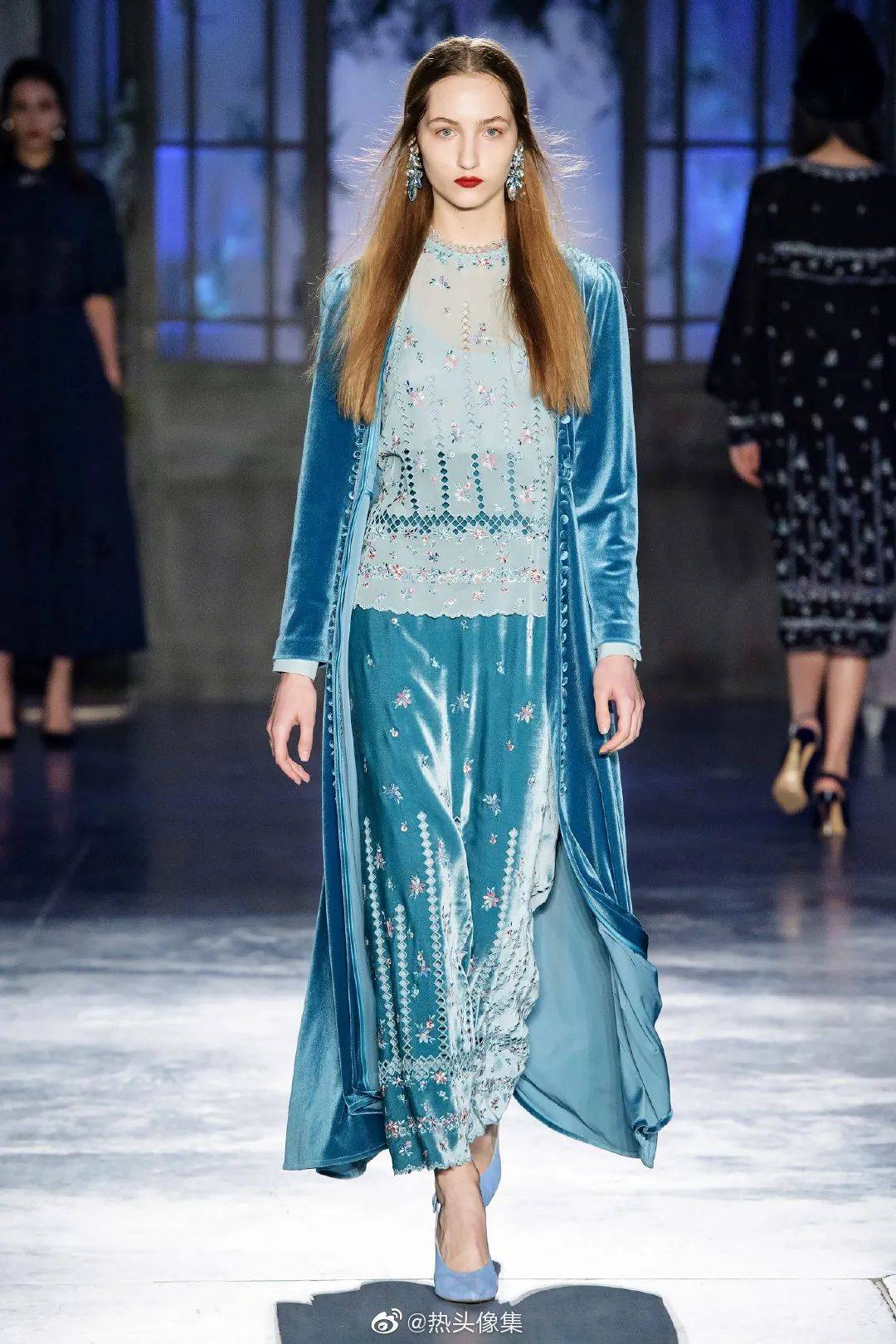 凡尔赛女孩什么鬼火了