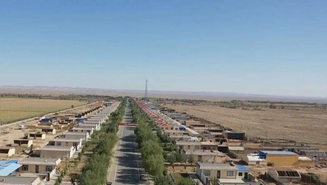 【蒙古文】阿右旗巴彦高勒苏木:8件民生实事项目 让民生更有温度