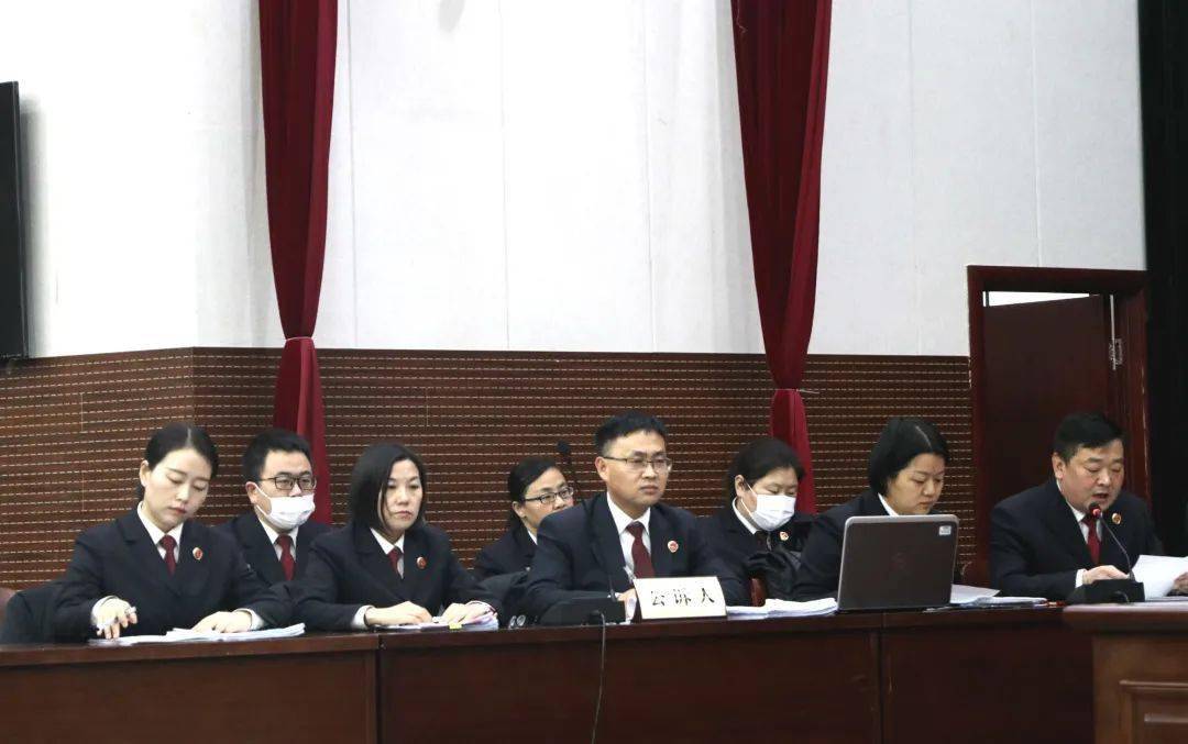 洛宁县人民检察院指控,2005年以来,被告人李龙宽纠集