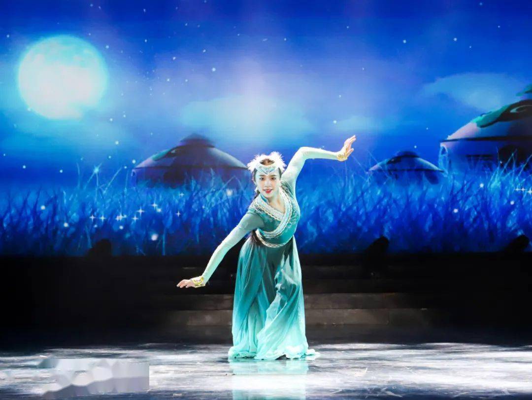 乘风破浪会有时武术与舞蹈学院实践技能展演圆满结束