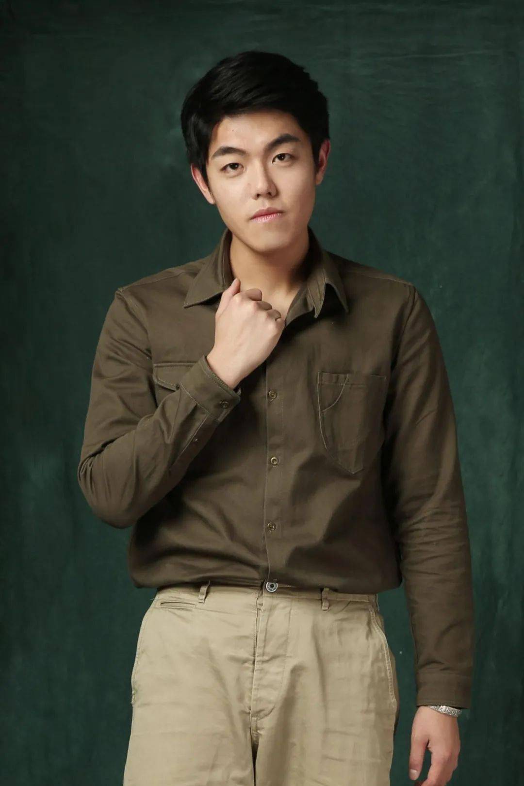 张懋饰肖加张巍饰肖占祥予琼饰谭丽高韡饰朱小满胡辰饰贝贝赵文清饰