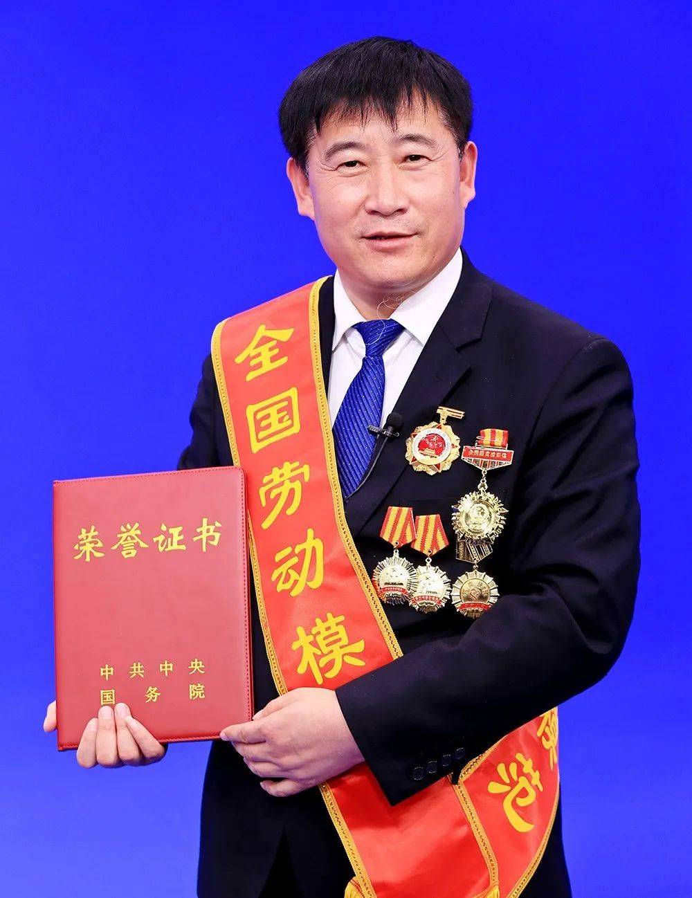 胡业勇全国先进工作者全国劳模,全国脱贫攻坚奉献奖获得者,商丘豫东