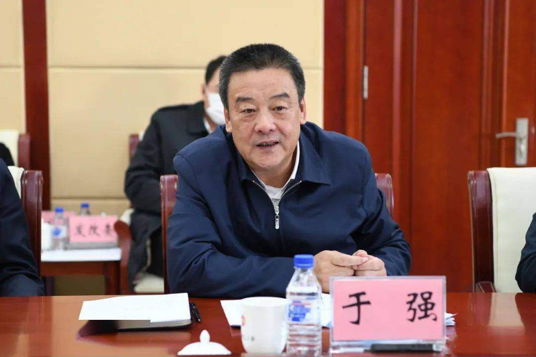 于强到市人大常委会就《政府工作报告》征求意见建议