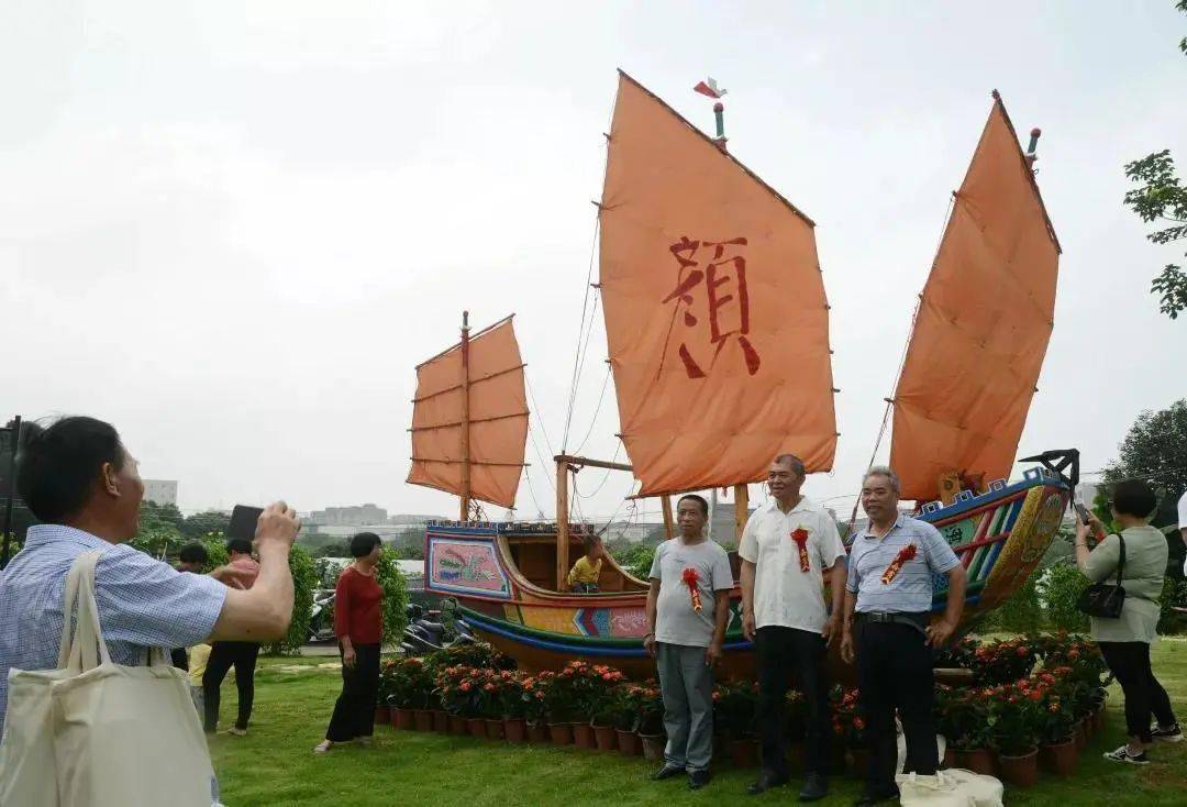 台湾广场,在纪念馆周边展示闽南人拼搏开拓的精神馆内以颜思齐开台