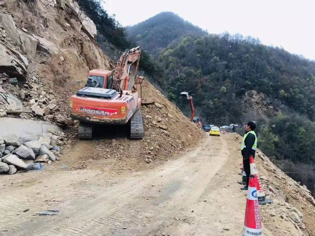 康县碾坝云台豆坝白杨等乡镇发生的这一幕引人称赞
