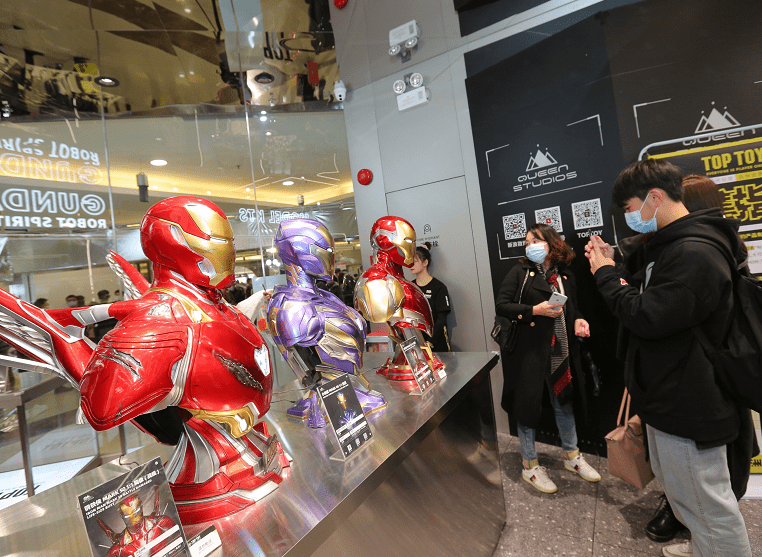 "神奇女侠"来了!潮玩品牌top toy首店广州开业