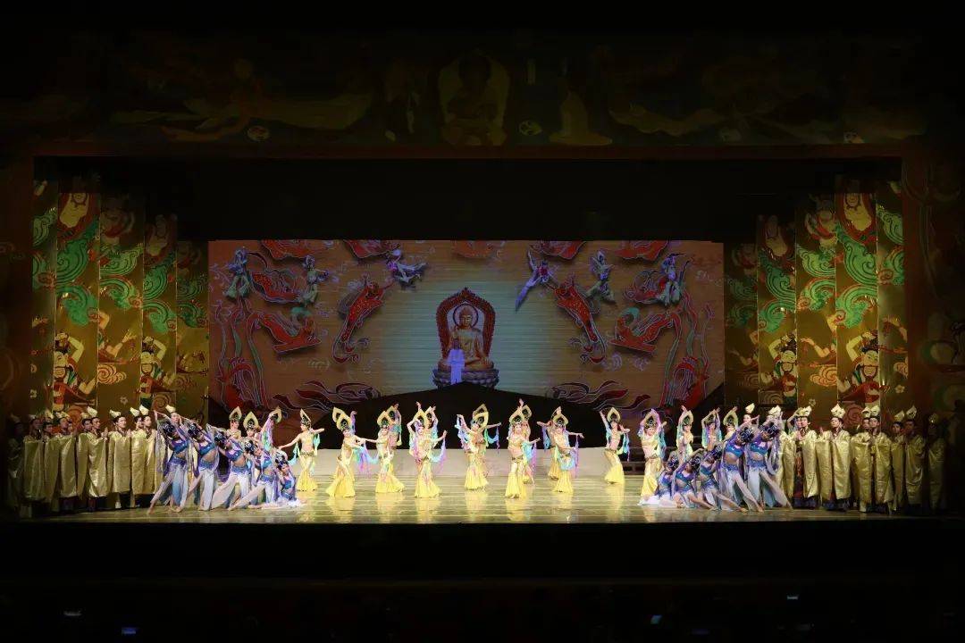 金城百姓共赏经典文艺佳作,大型舞剧《大梦敦煌》华丽上演