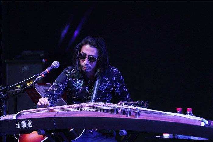 谢天笑携古筝再次来临沈阳乐迷直呼圆满了