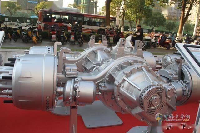 hl458车桥hl7t康迈盘式车桥hl439车桥吉利远程重卡吉利商用车一直致力
