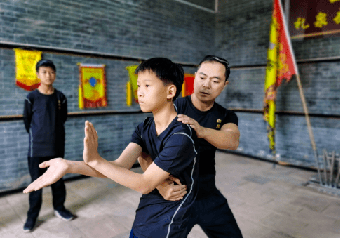 關注大塘邊村徐氏後人以武德傳授白眉拳技法