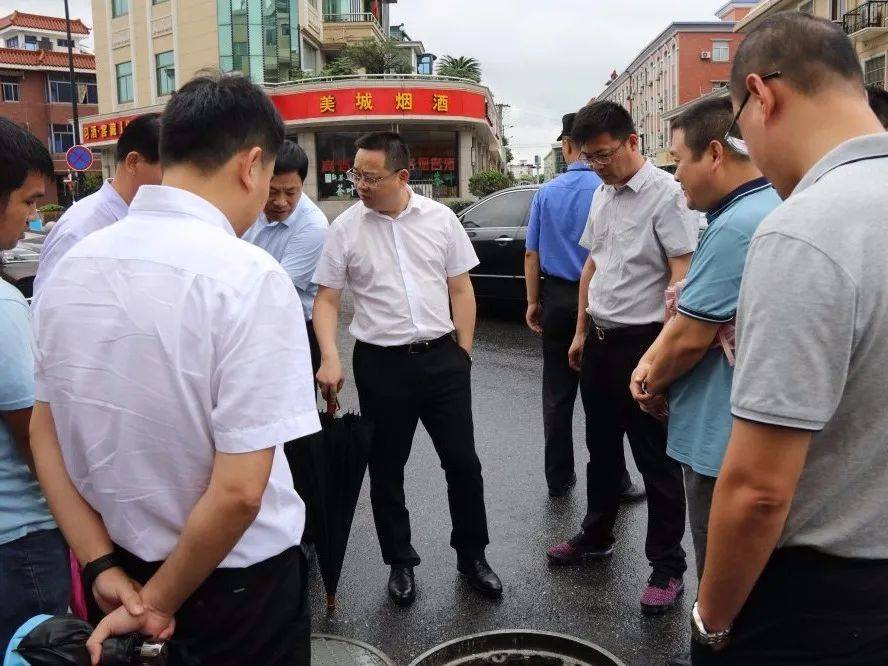 委托第三方公司对污水零直排创建区范围内的14个单体进行日常运维.