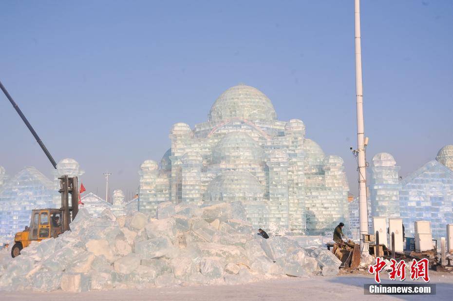 哈尔滨冰雪大世界主体完工 园区即将开园迎客