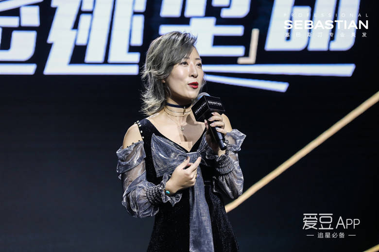 [消息]塞巴斯汀全球首位中国代言人黄明昊t台首秀