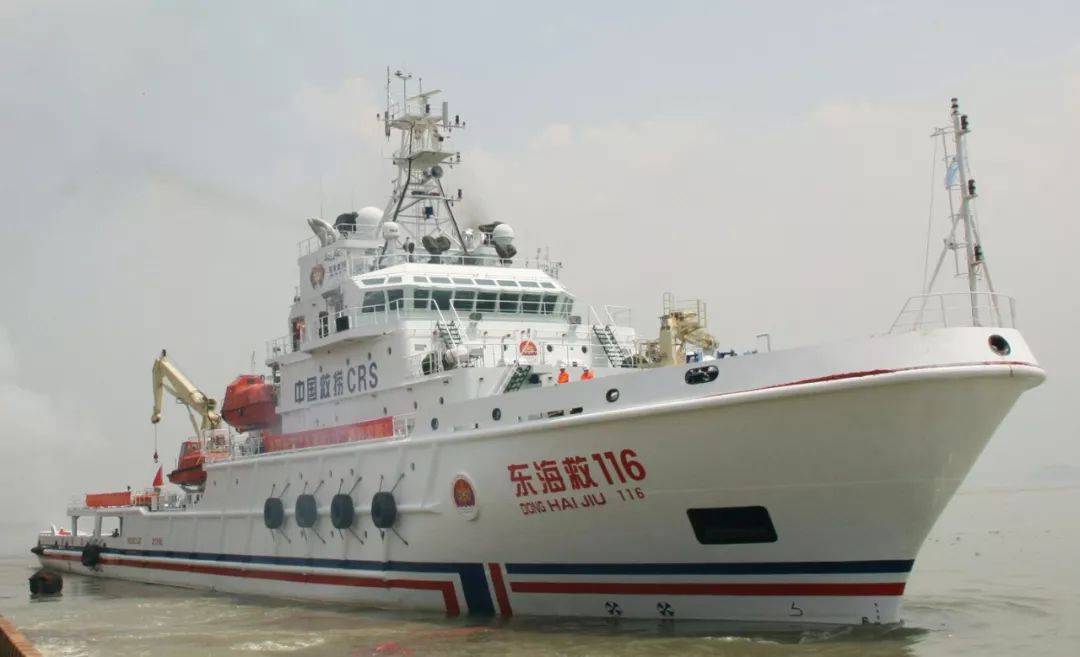 一起围观紧急救援里的明星救助船