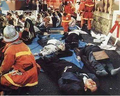 东京地铁沙林毒气事件现场.互联网图东京地铁沙林毒气事件现场.