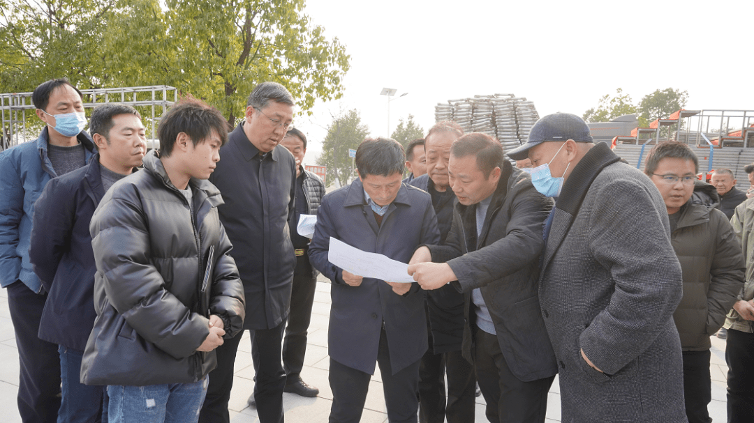 县委书记,县长陈兴旺,副县长王笠及市