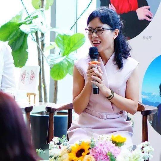 福建省作家协会会员厦门市湖里区作家协会理事作品入选《厦门市优秀