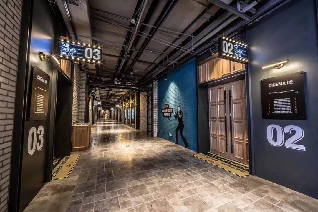 cgv的品牌理念是"超越电影的感动", 因此它的放映厅是非常有的一说的!