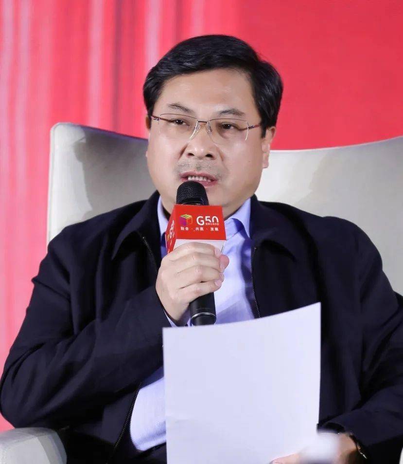 东投10亿规模不到的时候就和国有企业合作了,一路合作下来,现在合作