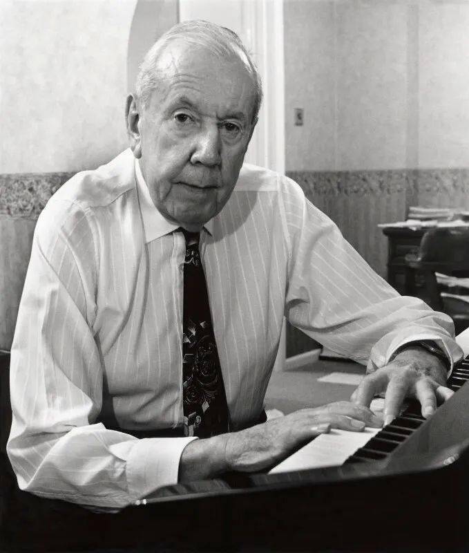 46malcolm henry arnold(英国)马尔科姆·亨利·阿诺德许多古典音乐