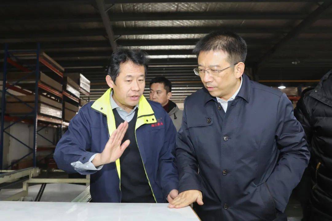 12月25日,金华开发区党工委书记张旭辉到中央创新区