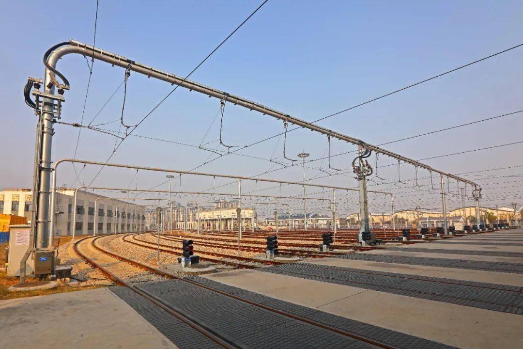 车辆段鸟瞰图其中,机电公司承建了3号线莲塘车辆段14个单体建职及