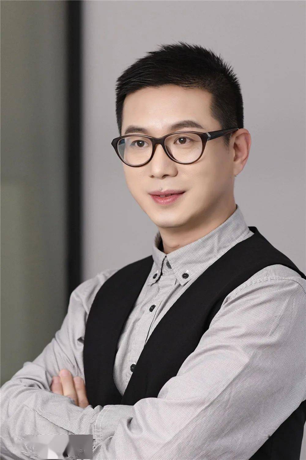 整晚蔡俊杰演唱《爱是永恒》01小乔热舞周莹演唱《天之大》02路遥演唱