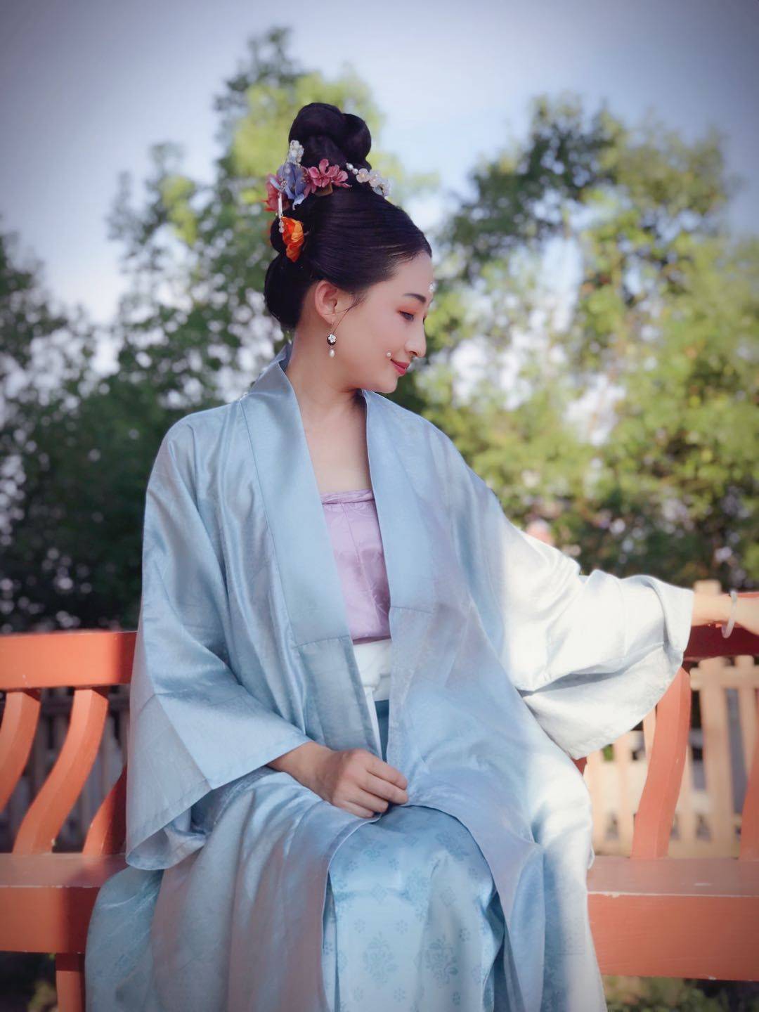 直播带货的80后女副县长唐翔:有同事提醒我,怕我引起负面舆论_太湖县