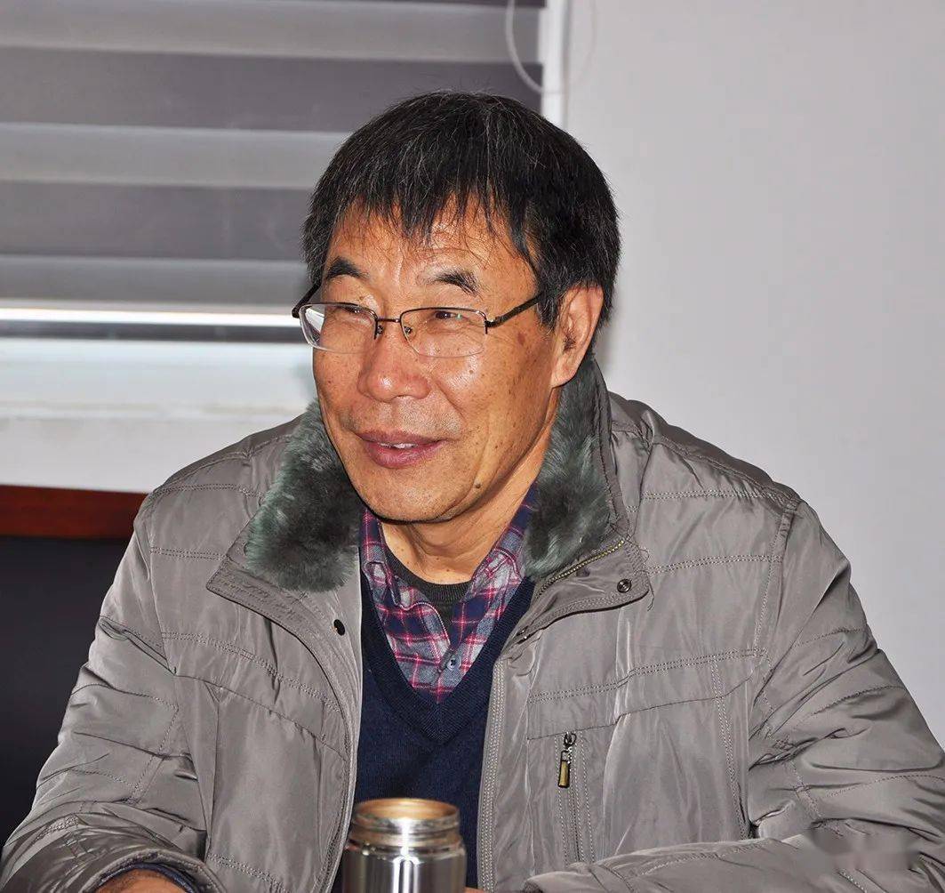 硬笔练字技法新书发布会在新泰召开