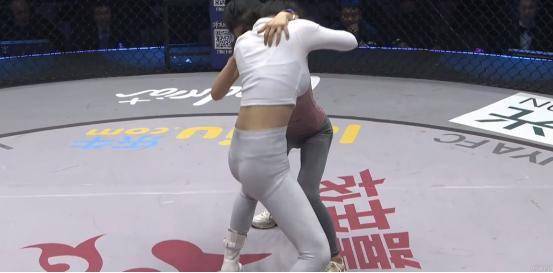 小野马与古阿扎球王争霸真正星球大战抖动频率太高了吧