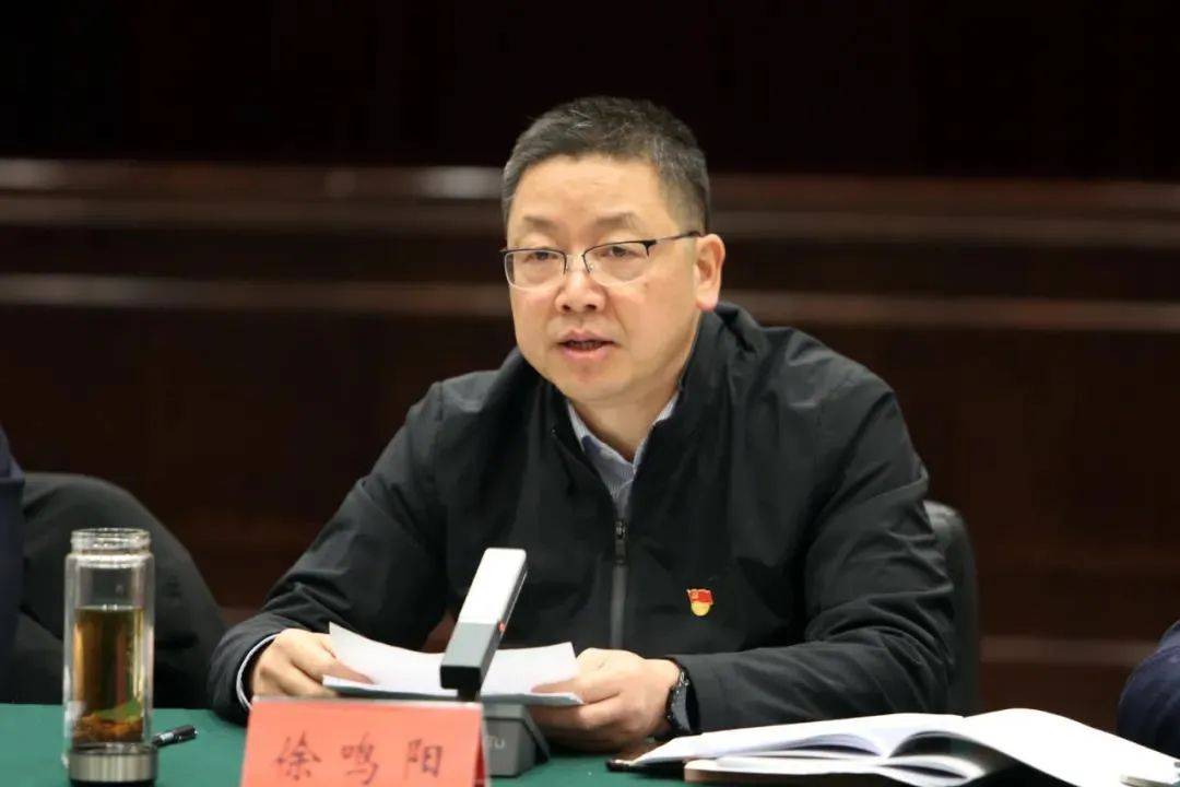 嘉善县委副书记,县长徐鸣阳在讲话中强调,要坚持"双示范"建设这一主线