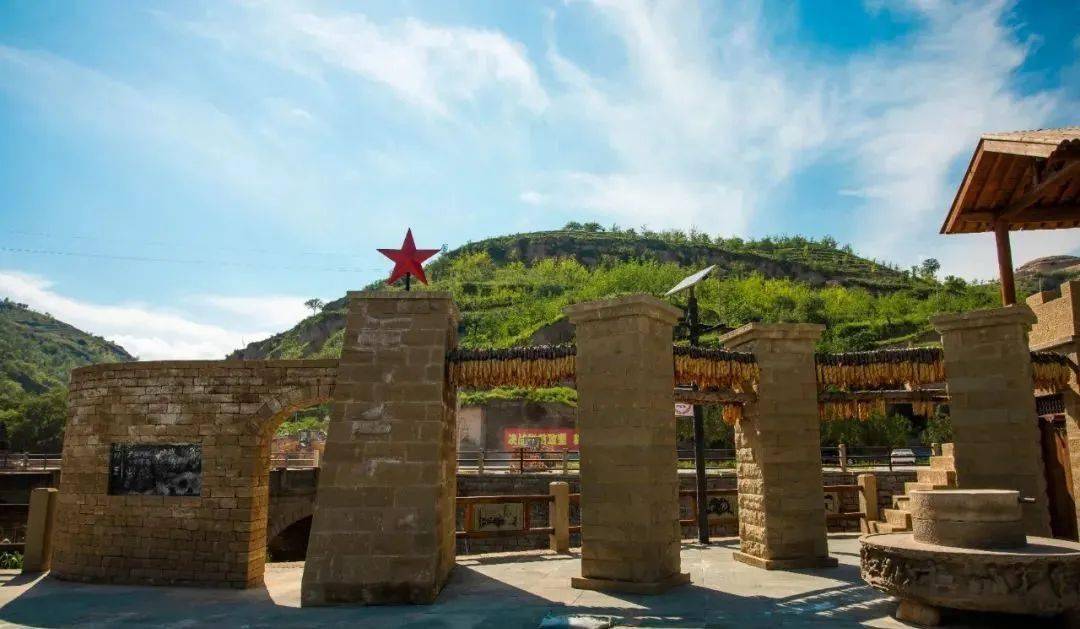 来榆林王家堡村开启一场未知的乡村之旅