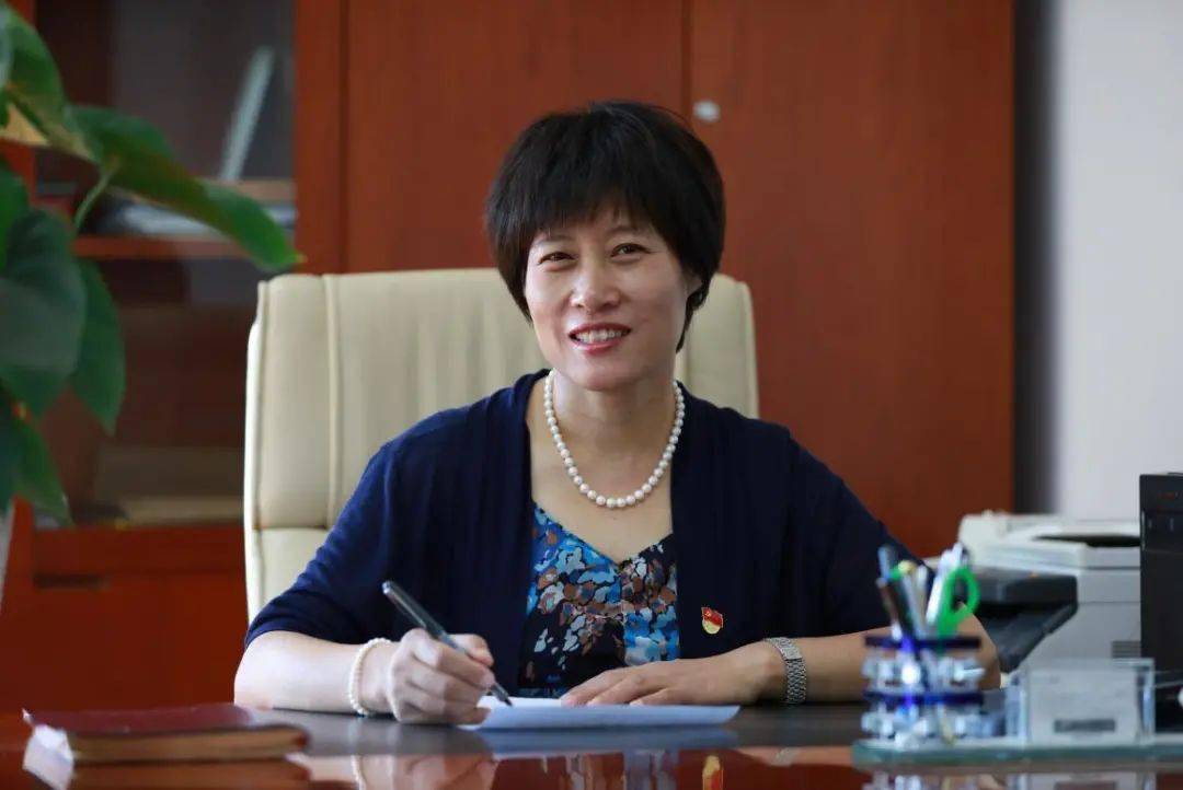 通州区教育系统3人被授予"北京市先进工作者"称号_张海燕