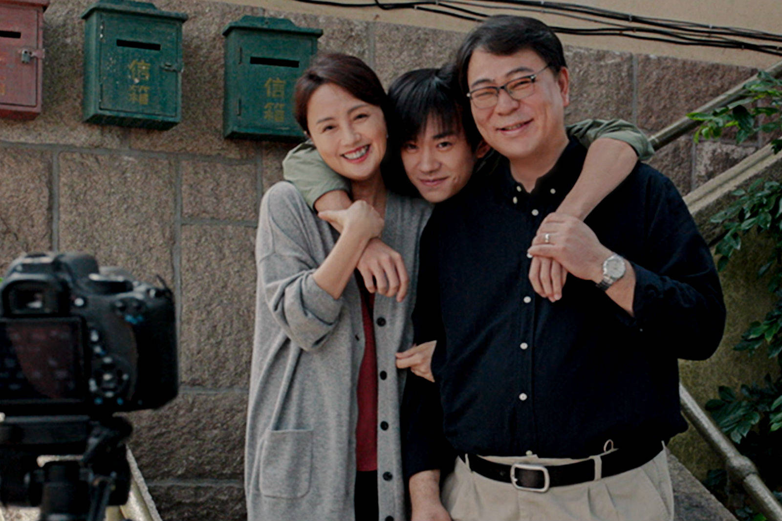 导演韩延:积极生活,人人都值得一朵"小红花"