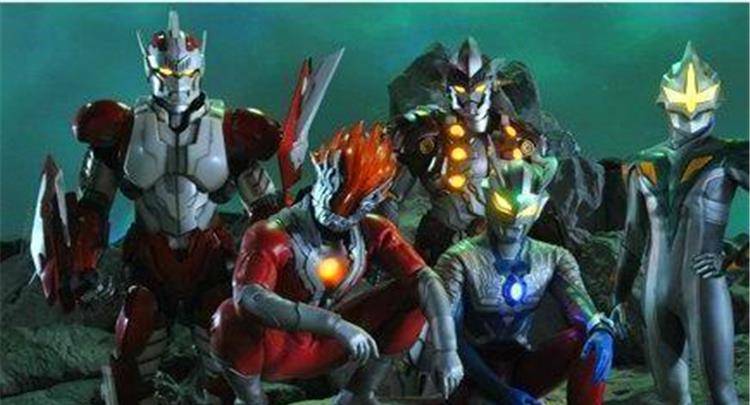 奥父让赛罗组建小队,老婆带着玩,高斯,戴拿一到位,就怕敌人弱_奥特