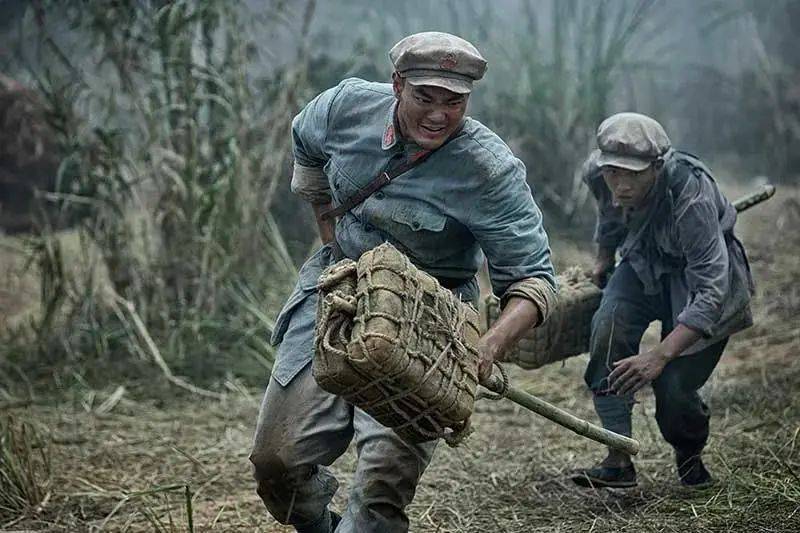 电影《生死坚守》观影活动在兴宁正式启动