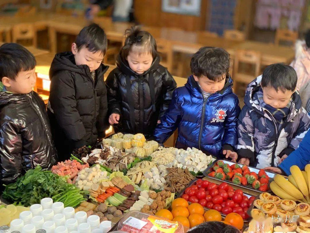热热闹闹迎新年61红红火火吃火锅馨上幼儿园