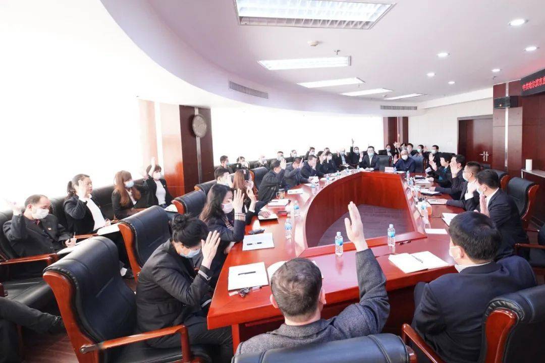 杨国民对新当选的机关委员会委员,机关纪委委员,机关工会以及妇委会