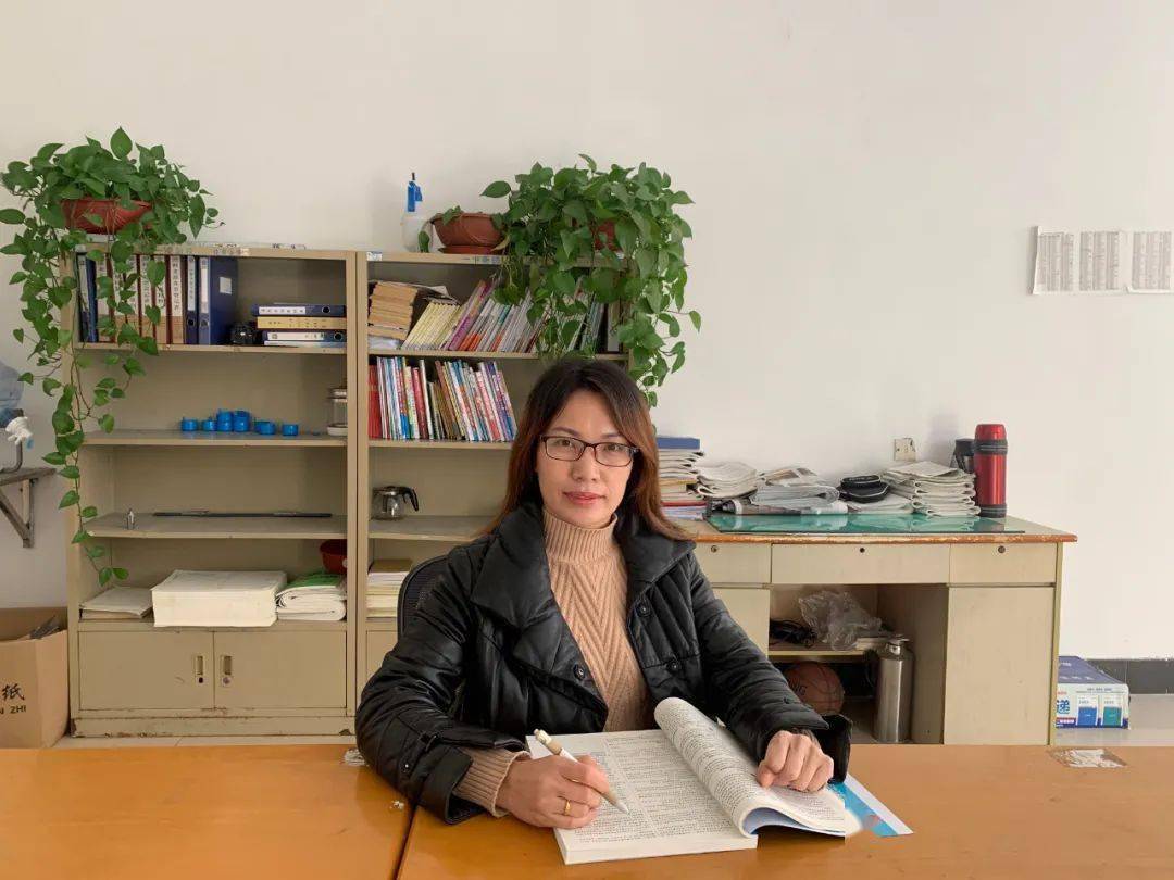 你的陪伴,我的幸福——记临沭一中20级7班班主任王艳萍_手机搜狐网