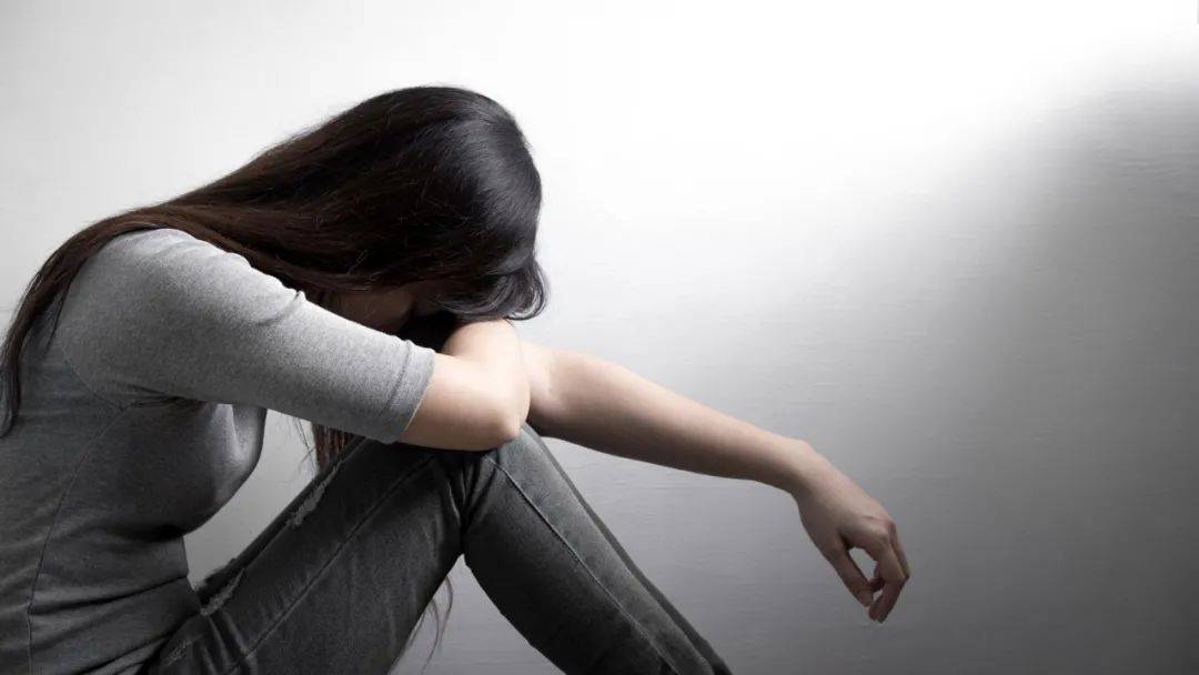 日本疫情使自杀者增多女性自杀率激增80自我不安家庭焦虑还是日本社会