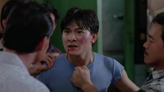 黑社会大佬教诲大陆仔在香港混饭吃不是靠胆色要靠脑子