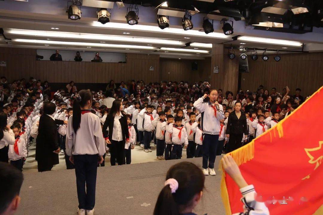 "传承红色基因,争做时代先锋"——东里小学一年级新生入队仪式