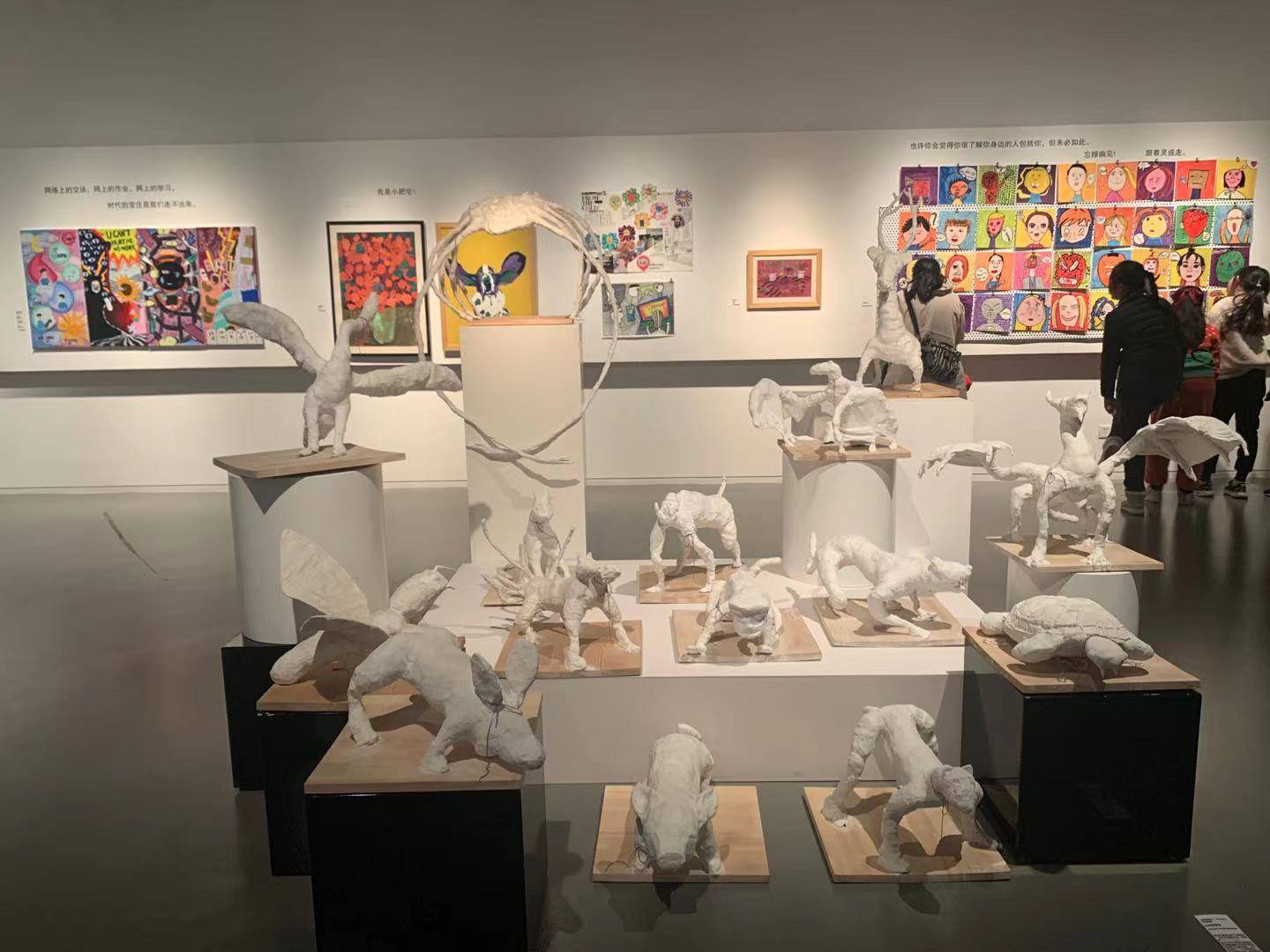 弹幕解读展品这个展览脑洞有点大带你看美术馆如何改变孩子们的童年