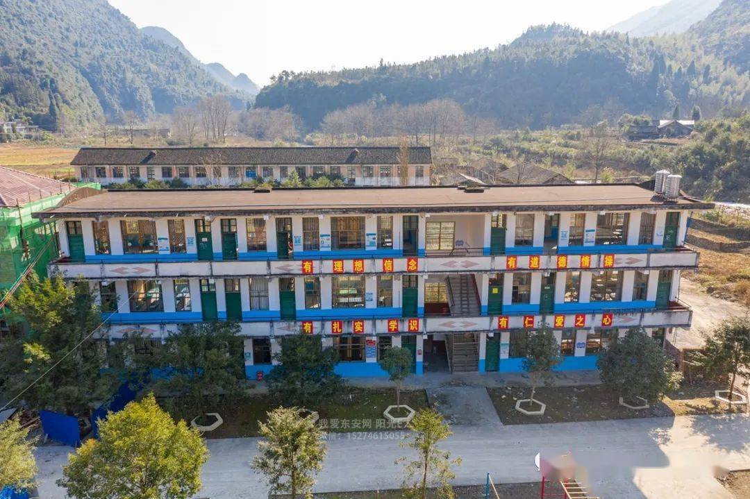 航拍学校:东安县紫云学校(照片 视频)跟10年前对比,看有什么变化